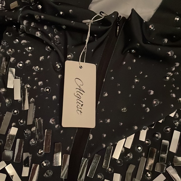 BLACK AND SILVER PARTY DRESS - Picture 5 of 7